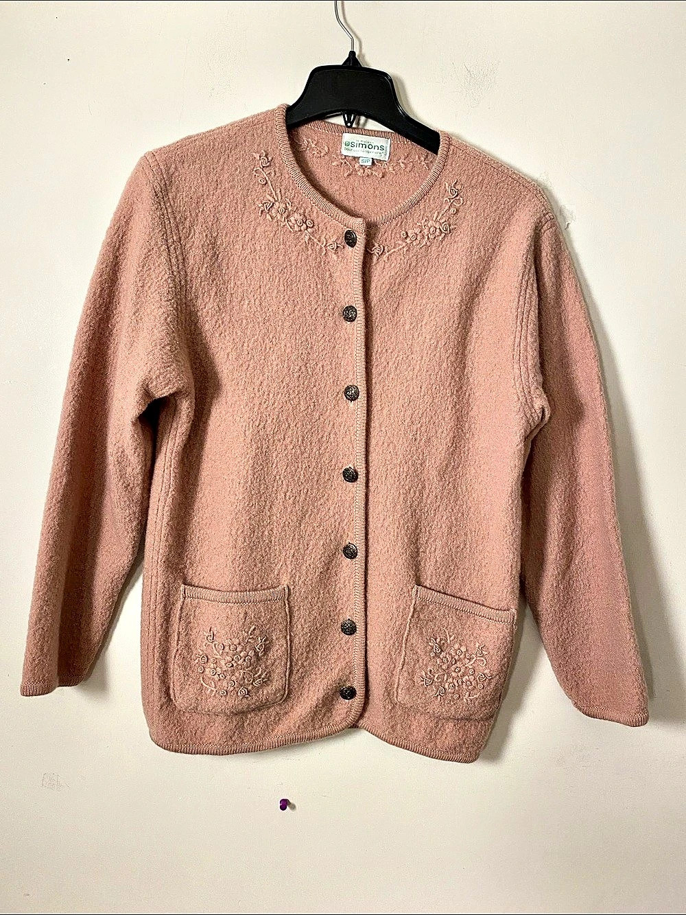Vintage Simons 100% Pure Wool Embroidered Pink Oversized 49Cardigan Size Small